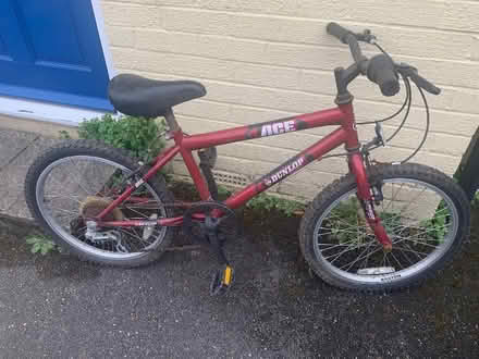 Photo of free 4 childrens' bikes (Trumpsgreen GU25) #1