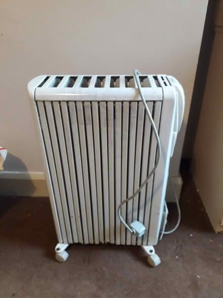 Photo of free De Longhi electric heater (Starbeck HG1) #1