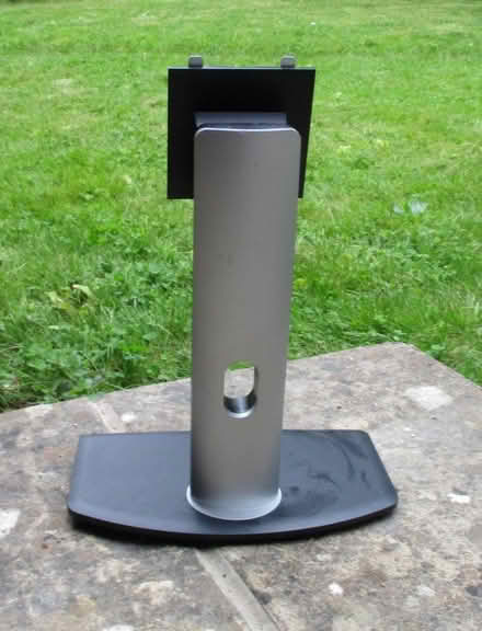 Photo of free STAND originally for DELL monitor (New Marston OX3) #2