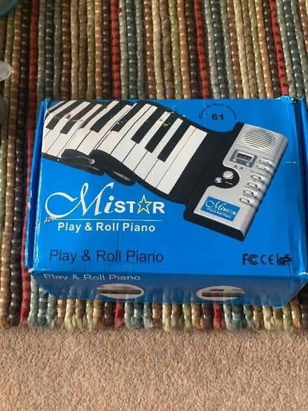 Photo of free Roll & play piano (Northchurch HP4) #1