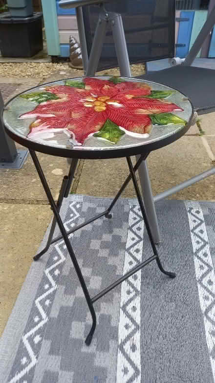 Photo of free Glass top table (Curbridge OX29) #1