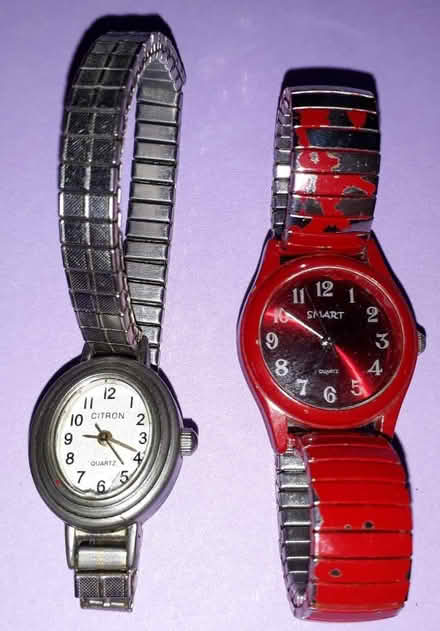 Photo of free 2 broken watches (Gledhow LS8) #2