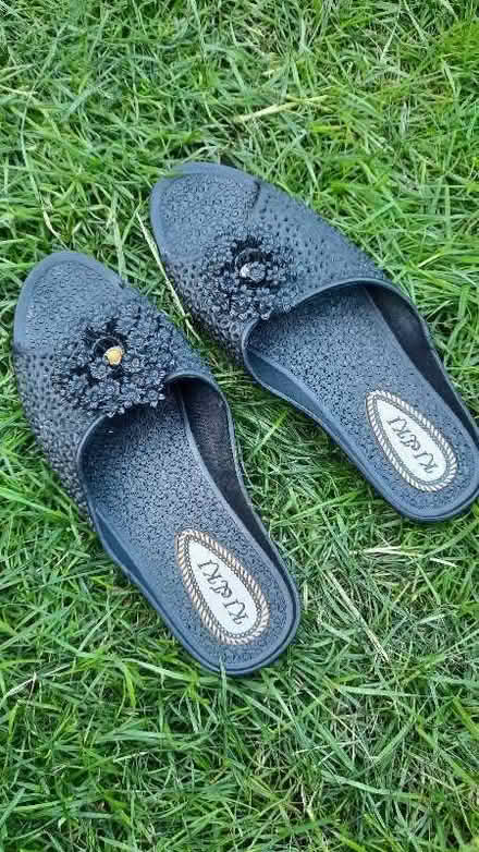 Photo of free Slippers (Abbey Wood SE2) #1