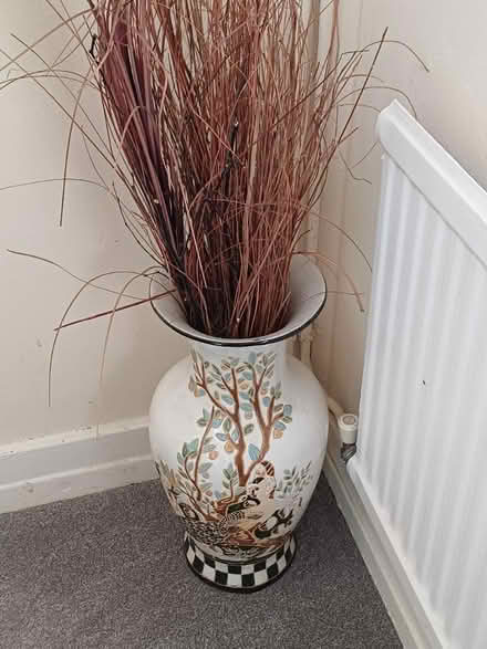 Photo of free Large jardiniere (leighton buzzard LU7) #2