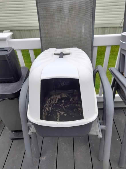 Photo of free Enclosed Large Litter Box (CT12) #1