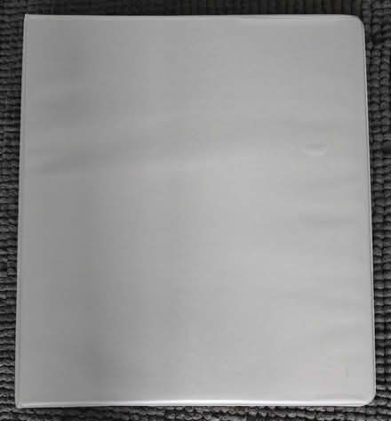 Photo of free USA letter size ring binder with plastic wallets (Penwortham PR1) #1
