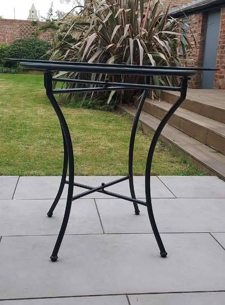 Photo of free Circular table with glass top (Pierremont DL3) #1