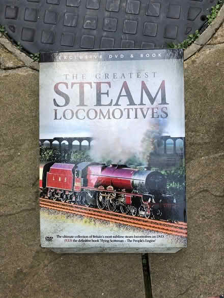 Photo of free Books about buses etc (Willesden) #4