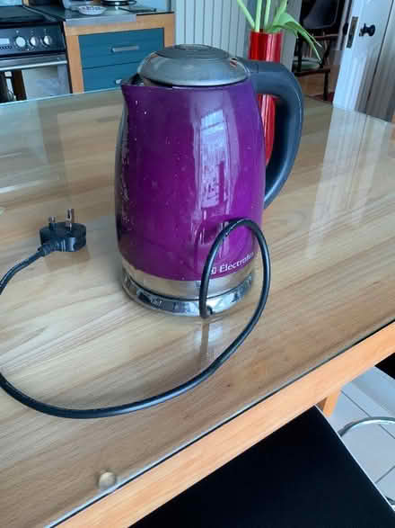 Photo of free Electric kettle (Stirling FK8) #3