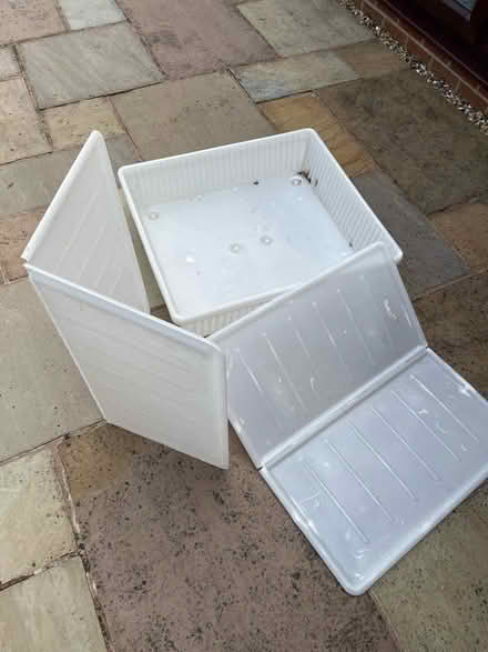 Photo of free Large plastic storage boxes (Handbridge CH4) #2