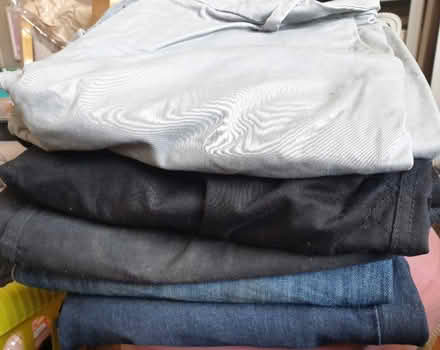 Photo of free MENS JEANS & CARGO'S (Sz 38-40w) (Foots Cray DA14) #1