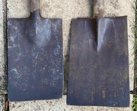 Photo of free Two garden spades (Fleetville AL1) #2