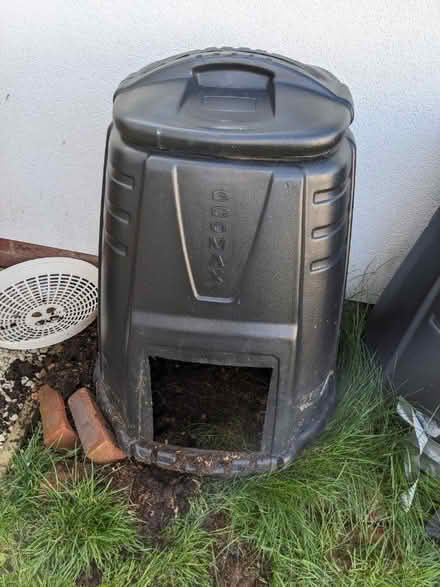 Photo of free Compost bin (Haddenham HP17) #1