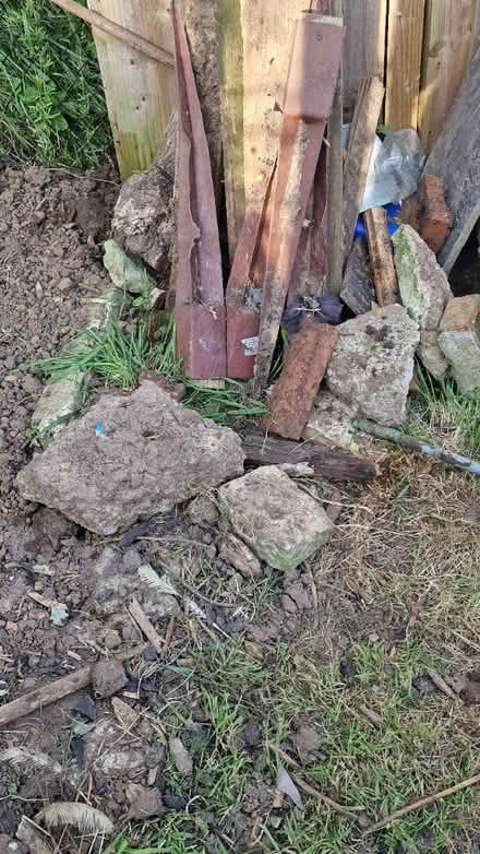 Photo of free Stones for rockery bedding (Queens Park) #2
