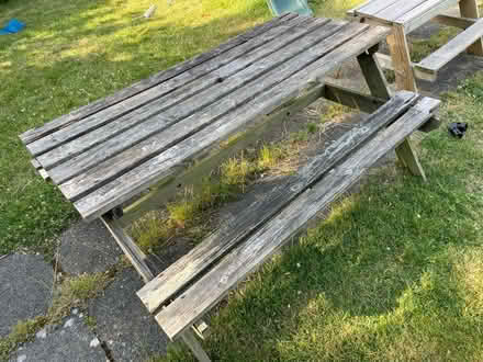 Photo of free Old Picnic bench (B48) #1
