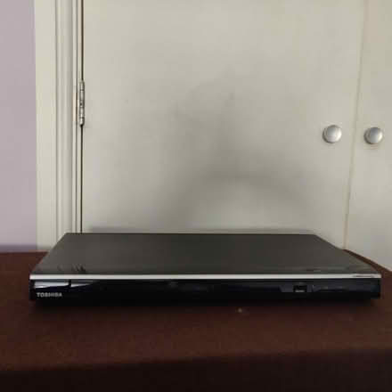 Photo of free Toshiba DVD player/Kenwood reciever (Finchley N12) #3
