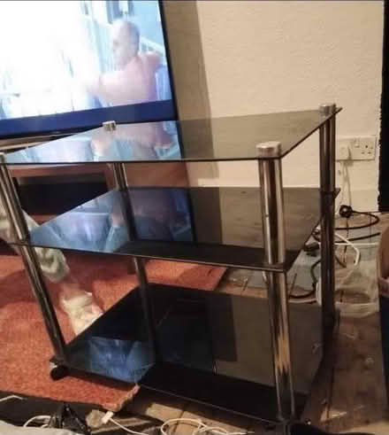 Photo of free TV stand (M9) #1