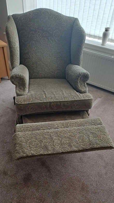 Photo of free Recliner chair (Rutherglen) #2