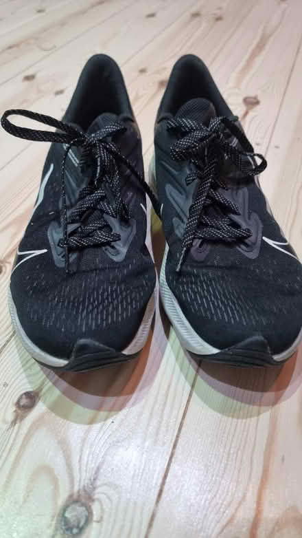 Photo of free Nike trainers zoom winflo (SE18) #4