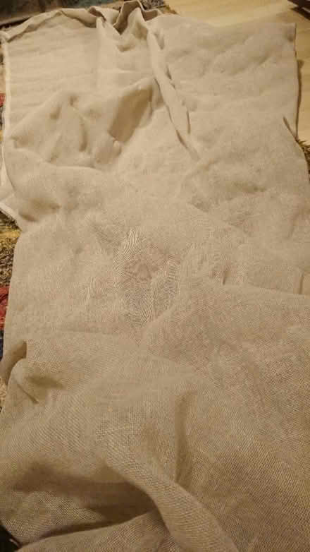 Photo of free Light hessian fabric (LS2) #2