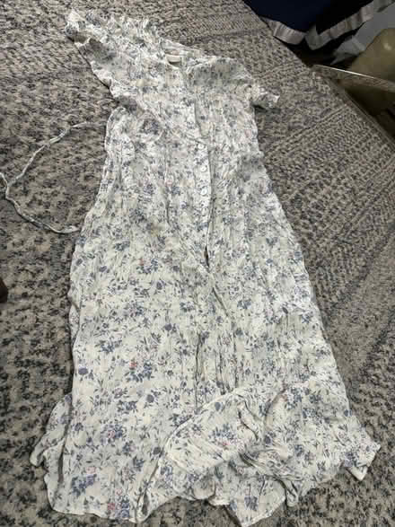 Photo of free items dress, hat, bedding (OX3) #2