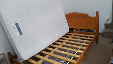 Photo of free Double bed (Heaton BD9) #2