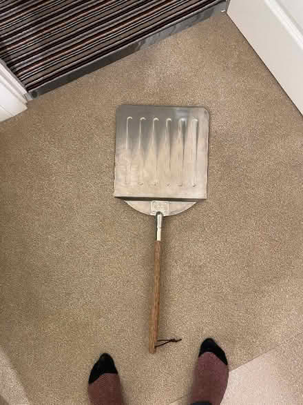 Photo of free Pizza paddle (Walstead RH16) #1