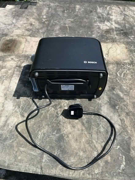 Photo of free Bosch Toaster (Fleetville AL1) #1