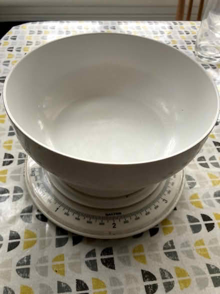 Photo of free Manual kitchen scales (Dyke Road area BN1) #1