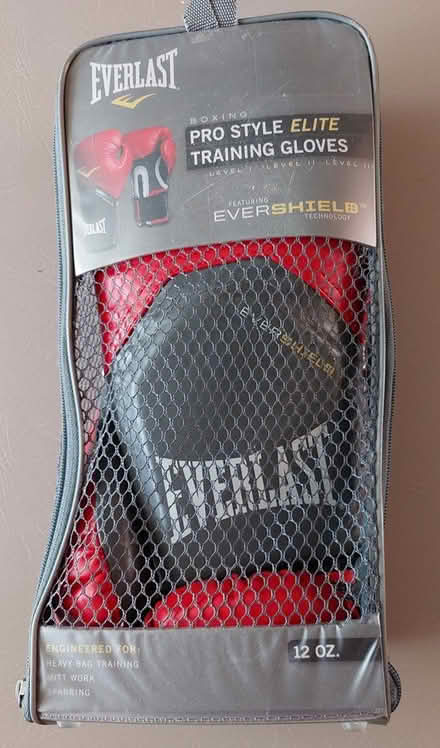 Photo of free Boxing gloves (Hamden) #1