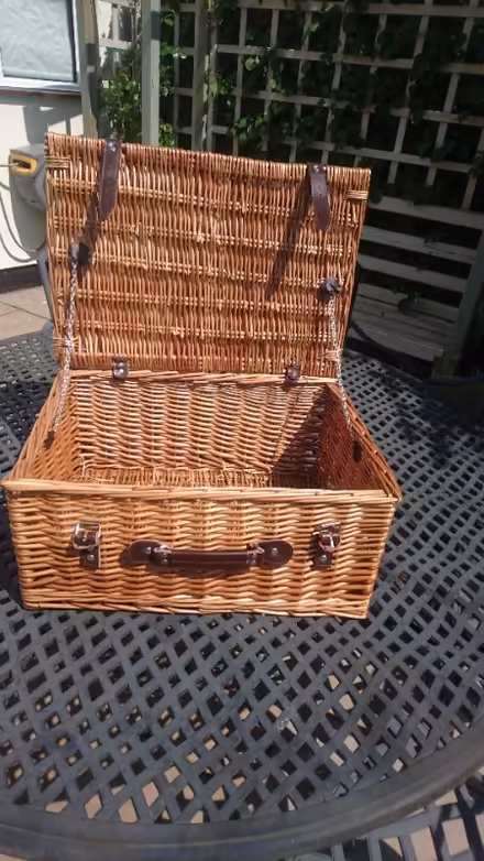 Photo of free New wicker basket/hamper (Swanwick DE55) #2