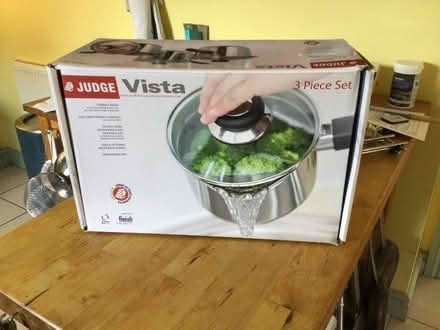 Photo of free Stainless Steel Saucepans (Weston Rhyn SY10) #1