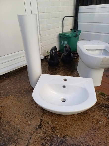 Photo of free Sink, pedestal and toilet. (Rose Hill OX4) #1