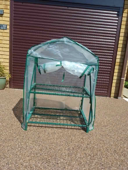 Photo of free Mini-greenhouse (IP5) #1
