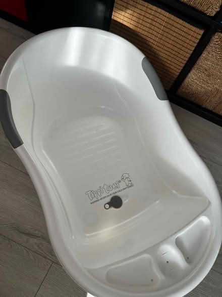 Photo of free Baby bath (Westcliff-on-sea SS0) #1