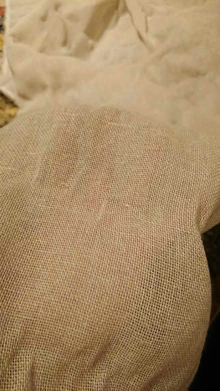 Photo of free Light hessian fabric (LS2) #1