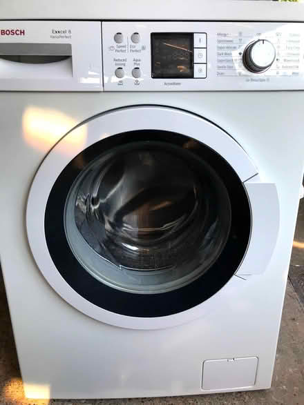 Photo of Washing machine Bosch (Mickelfield high wycombe HP13) #1