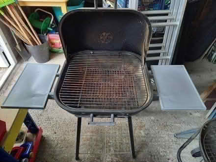 Photo of free Bbq (St. Albans AL1) #1