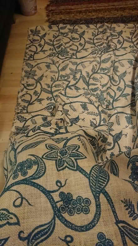 Photo of free Printed hessian fabric (LS2) #1