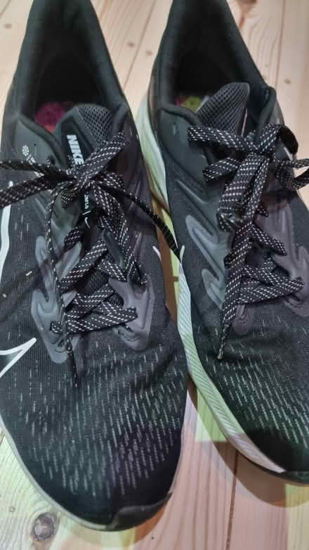 Photo of free Nike trainers zoom winflo (SE18) #3