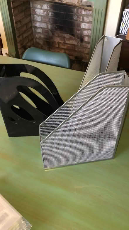 Photo of free 3 magazine racks (Central Berkhamsted) #1