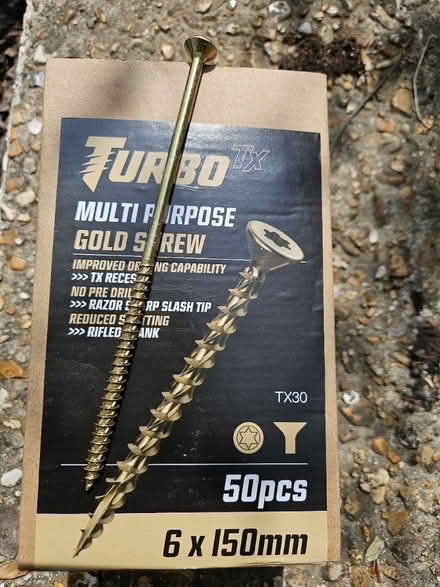 Photo of free Large multipuurpise screws (EX4) #1