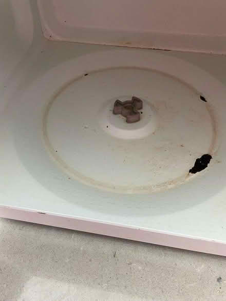 Photo of free Microwave (Worthing BN13) #4
