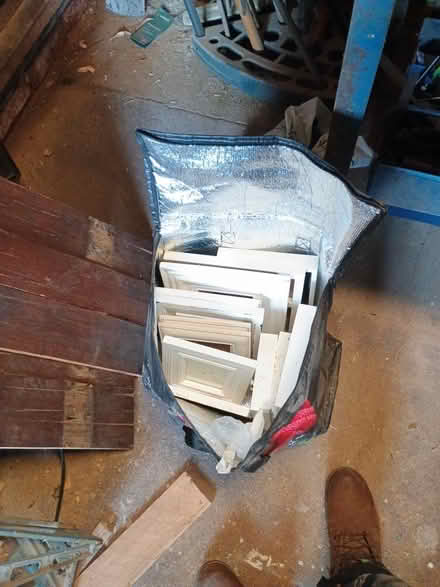 Photo of free 10+ picture frames (B14) #1