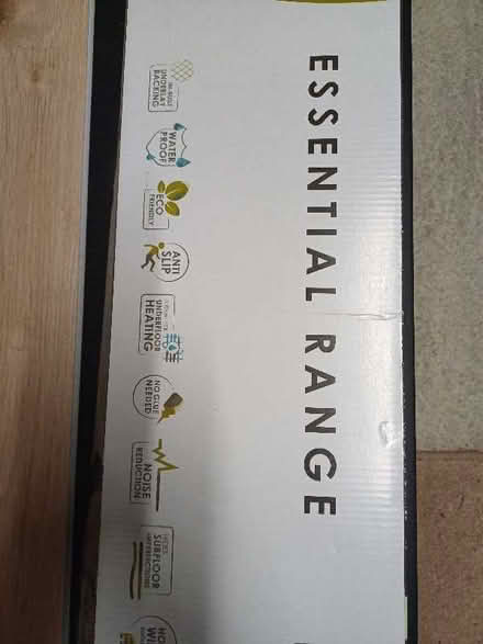 Photo of free EvoCore flooring - single plank (IP4) #3