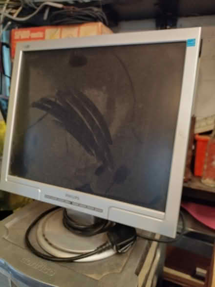Photo of free PC monitor. (Gidea Park RM2) #1