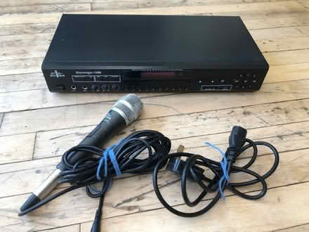 Photo of free Star-singer-1000 digital rec multi format karaoke player (CT10) #1