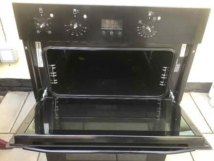 Photo of free Broken Hotpoint DH53KS Double Electric Oven, Black (Adlington PR7) #3