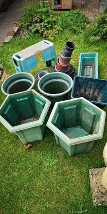 Photo of free Garden Tubs, Plant Pots, Garden Kneeler (Radford CV6) #1