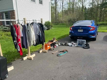 Photo of free CURB ALERT! Saturday May 11 (Pittsford) #3